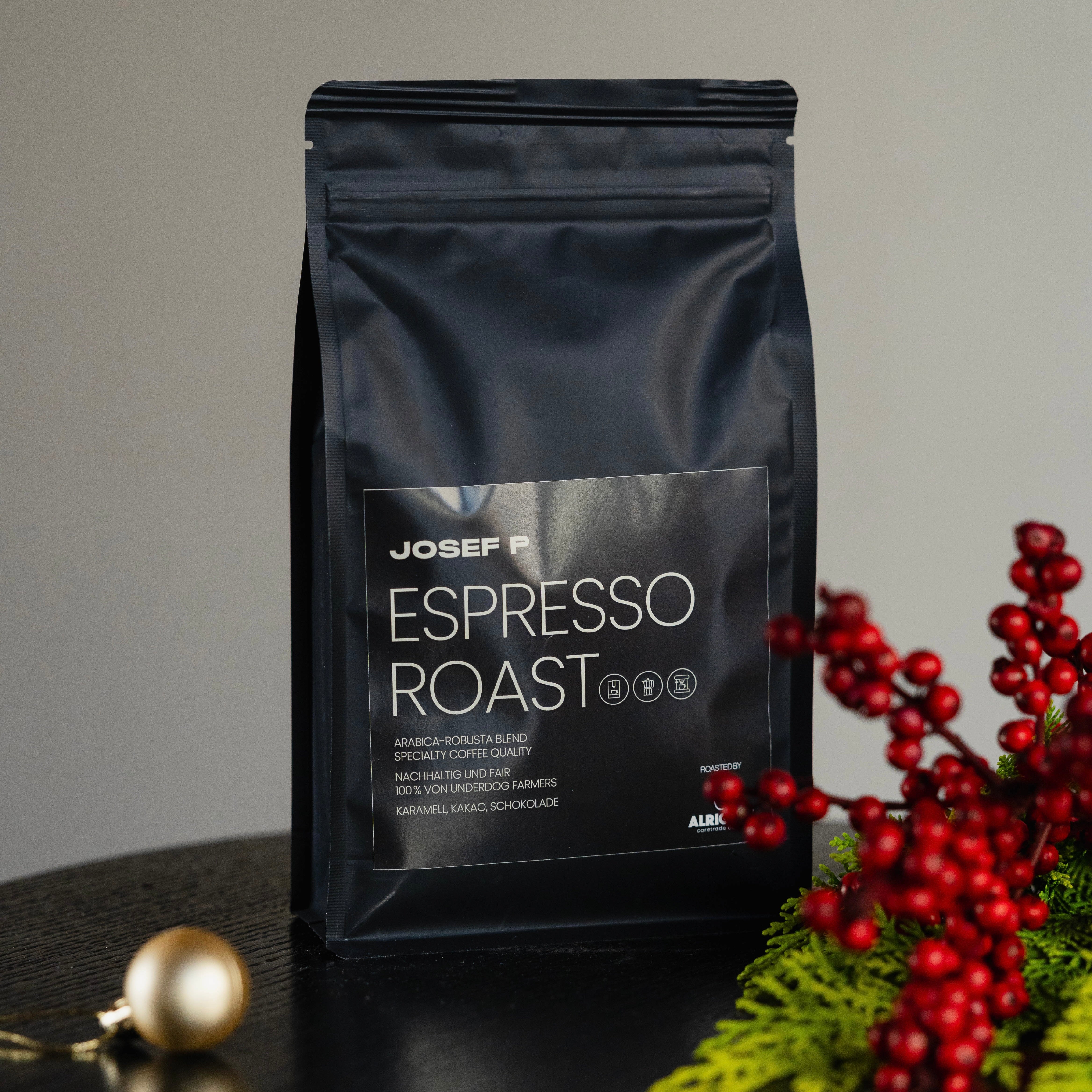 JOSEF P X Alrighty Espresso (auch im Abo erhältlich)